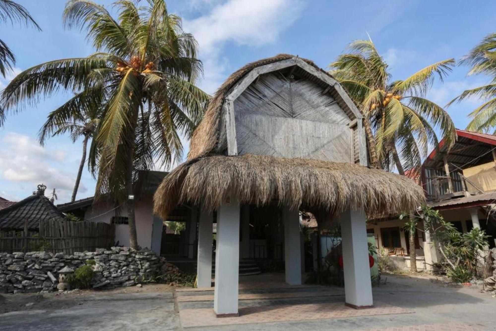Gguesthouse Kuta  Extérieur photo